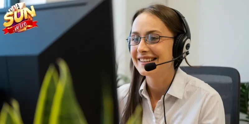 Liên hệ CSKH để nhận hướng dẫn cách vào sunwin khi bị chặn